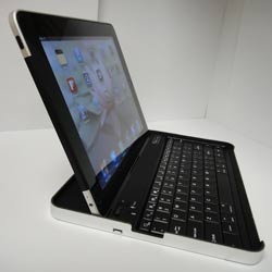 ZAGGmate iPad Keyboard Case Review 3