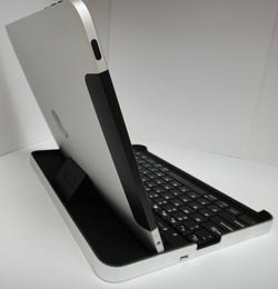 ZAGGmate iPad Keyboard Case Review 4