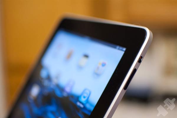 iPad 2 'Plus' Due Out This Fall?