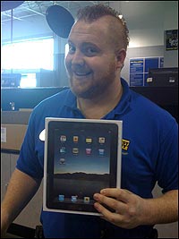 Best Buy Sales Employees May Receive iPads